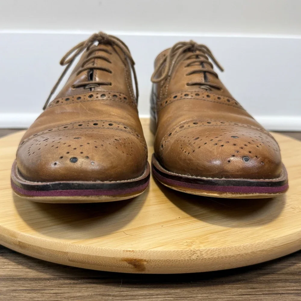 Johnston & Murphy Oxford Mens 8.5M Tan Brogue Cap Toe Classic Preppy Office Wear